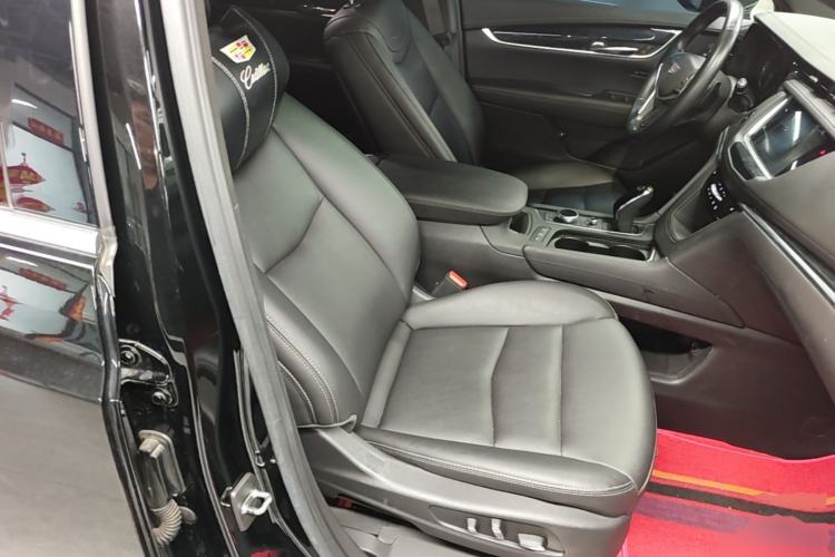 Used Cadillac XT5 2022 2.0T Two-Wheel Drive Luxury Version Right Front Seat