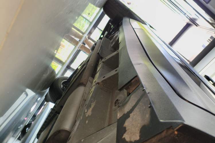 Used Cadillac XT5 2022 2.0T Two-Wheel Drive Luxury Version Right Side Sill