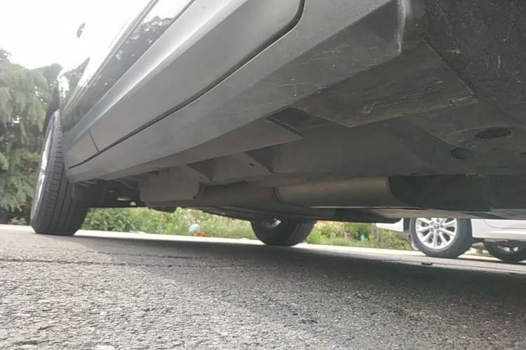 Used Cadillac XT5 2022 2.0T Two-Wheel Drive Luxury Version Right Side Sill