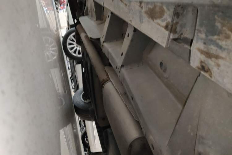 Used Cadillac XT5 2022 2.0T Two-Wheel Drive Luxury Version Right Side Sill