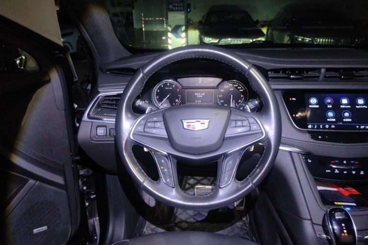 Used Cadillac XT5 2022 2.0T Four-Wheel Drive Luxury Version (Hummingbird Edition) Steering Wheel