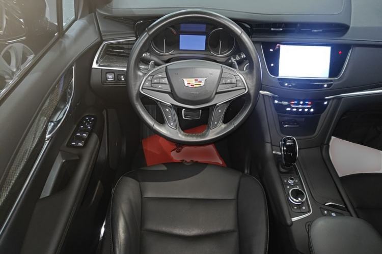 Used Cadillac XT5 2022 2.0T Four-Wheel Drive Luxury Version (Hummingbird Edition) Steering Wheel