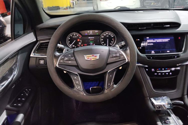 Used Cadillac XT5 2022 2.0T Four-Wheel Drive Luxury Version (Hummingbird Edition) Steering Wheel