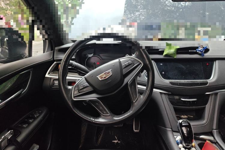 Used Cadillac XT5 2022 2.0T Four-Wheel Drive Luxury Version (Hummingbird Edition) Steering Wheel