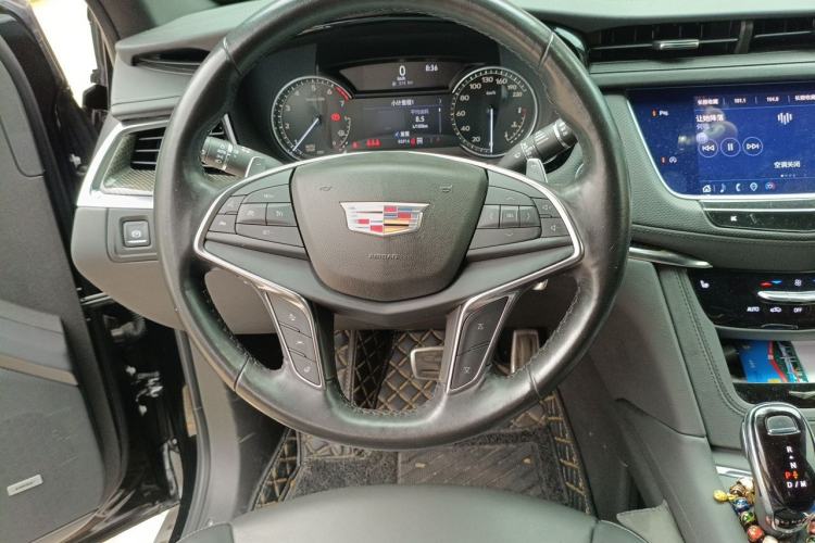 Used Cadillac XT5 2022 2.0T Four-Wheel Drive Luxury Version (Hummingbird Edition) Steering Wheel