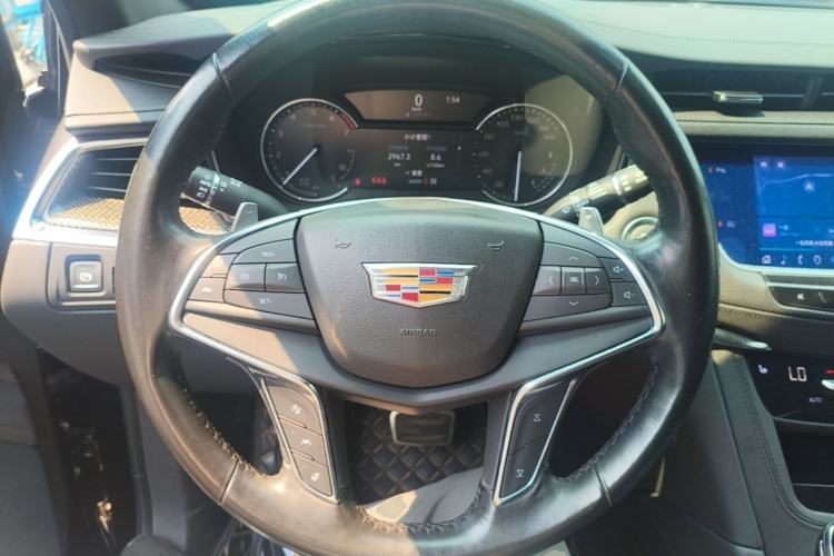 Used Cadillac XT5 2022 2.0T Four-Wheel Drive Luxury Version (Hummingbird Edition) Steering Wheel