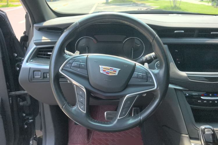 Used Cadillac XT5 2022 2.0T Four-Wheel Drive Luxury Version (Hummingbird Edition) Steering Wheel
