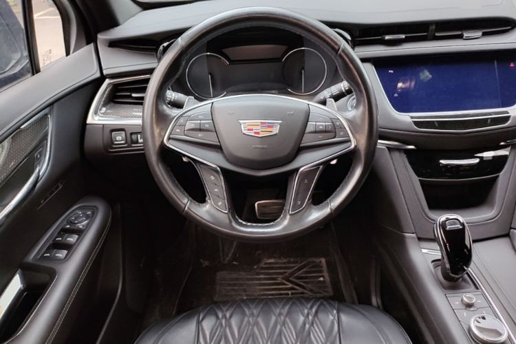 Used Cadillac XT5 2022 2.0T Four-Wheel Drive Luxury Version (Hummingbird Edition) Steering Wheel