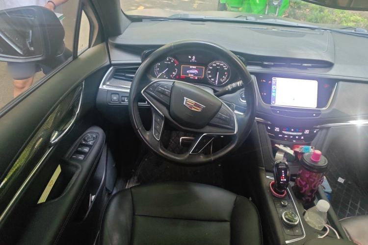 Used Cadillac XT5 2022 2.0T Four-Wheel Drive Luxury Version (Hummingbird Edition) Steering Wheel