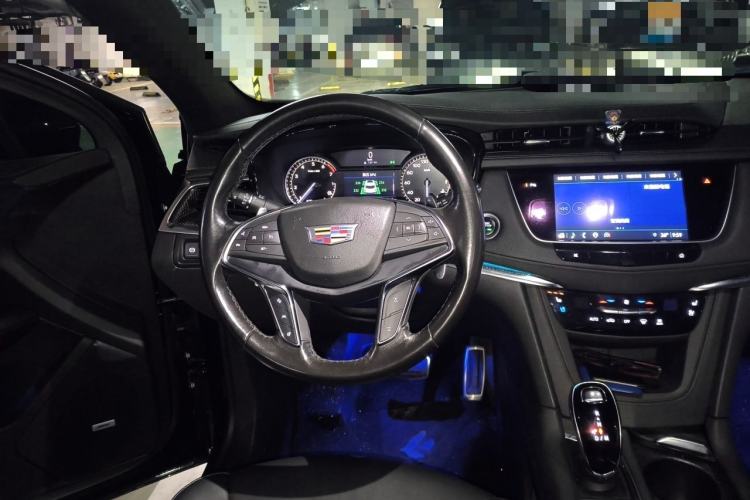 Used Cadillac XT5 2022 2.0T Four-Wheel Drive Premium Edition Steering Wheel