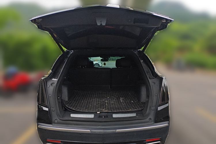 Used Cadillac XT5 2022 2.0T Four-Wheel Drive Luxury Version (Hummingbird Edition) Trunk