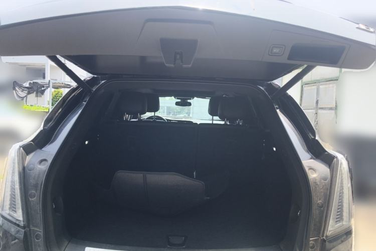 Used Cadillac XT5 2022 2.0T Four-Wheel Drive Premium Edition Trunk