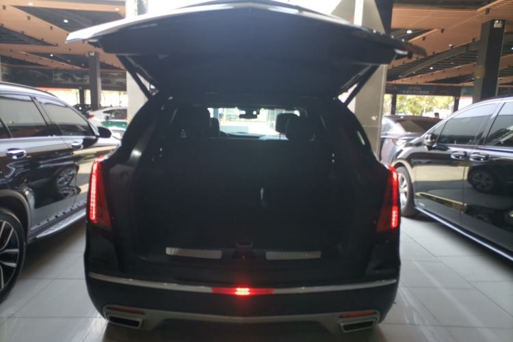 Used Cadillac XT5 2022 2.0T Two-Wheel Drive Luxury Version Trunk