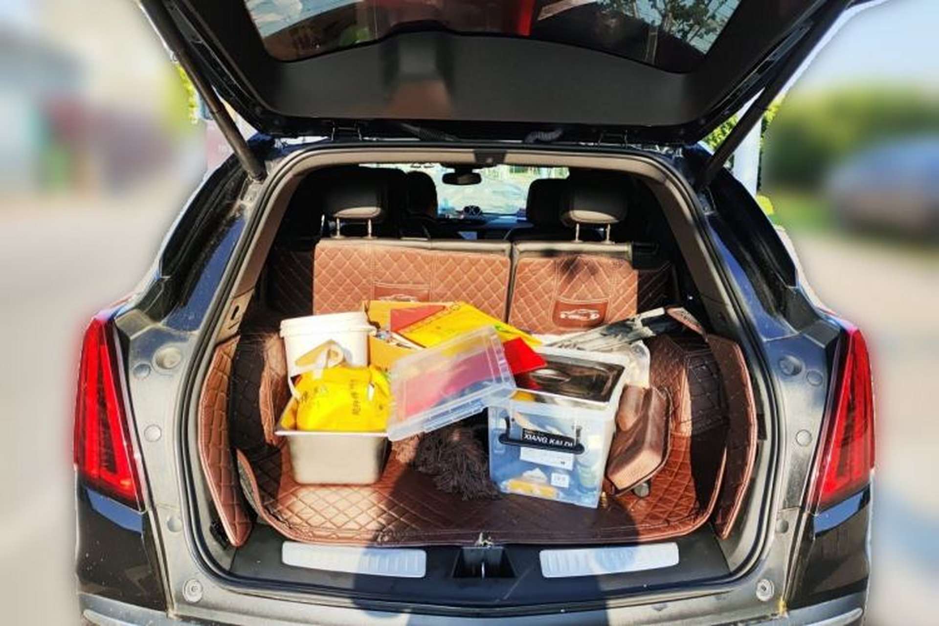 Used Cadillac XT5 2022 2.0T Four-Wheel Drive Luxury Version Trunk