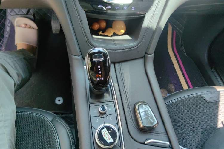 Used Cadillac XT5 2022 2.0T Two-Wheel Drive Luxury Version Vehicle Key