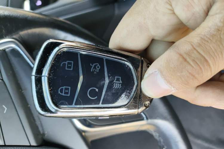 Used Cadillac XT5 2022 2.0T Four-Wheel Drive Luxury Version Vehicle Key