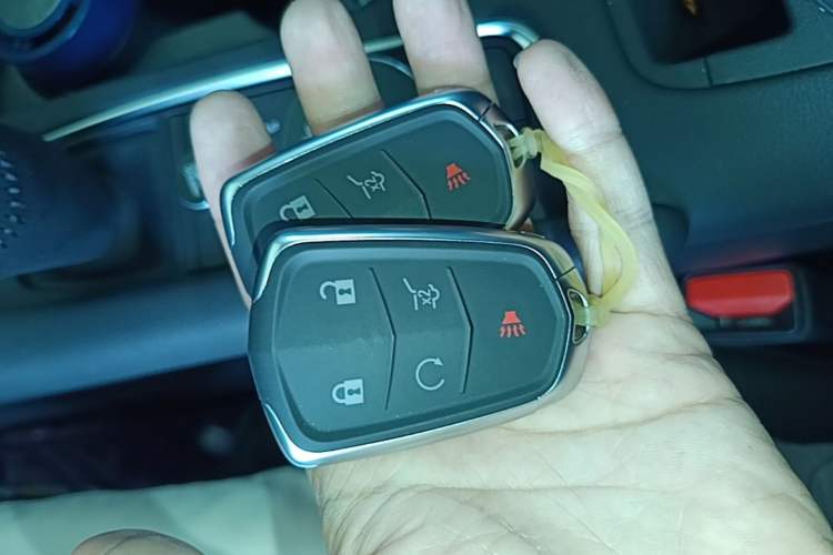 Used Cadillac XT5 2022 2.0T Four-Wheel Drive Platinum Edition Vehicle Key