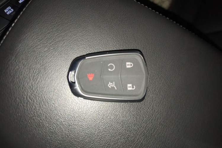 Used Cadillac XT5 2022 2.0T Four-Wheel Drive Premium Edition Vehicle Key