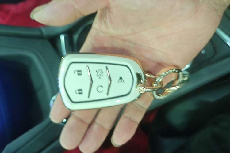 Used Cadillac XT5 2022 2.0T Four-Wheel Drive Luxury Version Vehicle Key