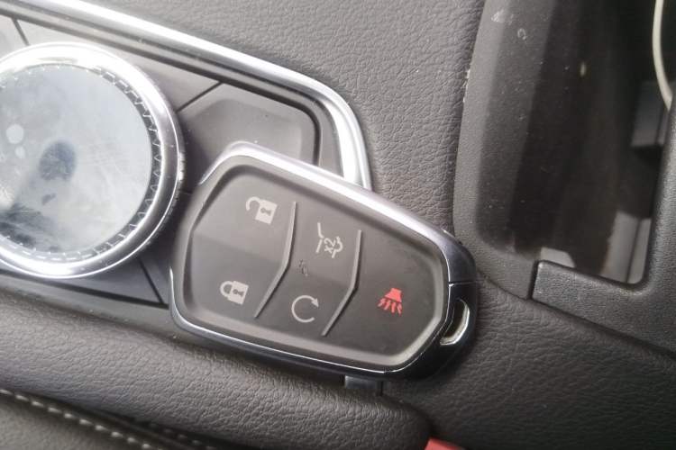 Used Cadillac XT5 2022 2.0T Two-Wheel Drive Luxury Version Vehicle Key