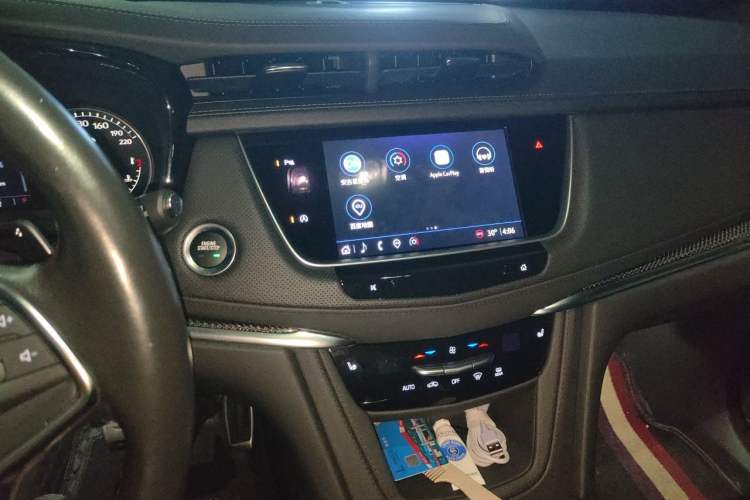 Used Cadillac XT5 2022 2.0T Four-Wheel Drive Luxury Version (Hummingbird Edition) Audio And AC Panel