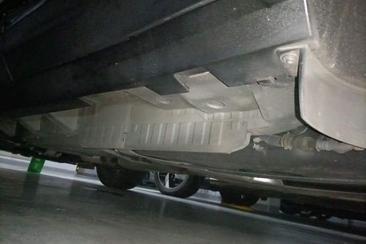 Used Cadillac XT5 2022 2.0T Four-Wheel Drive Platinum Edition Chassis Rear Left