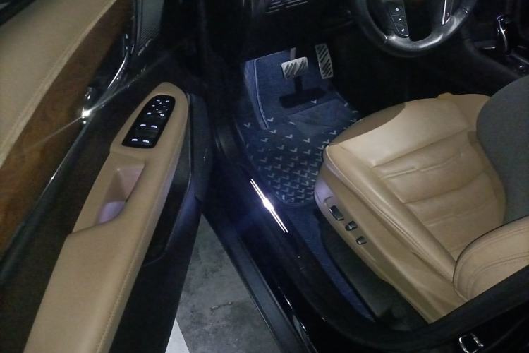 Used Cadillac XT5 2022 2.0T Four-Wheel Drive Platinum Edition Driver Seat