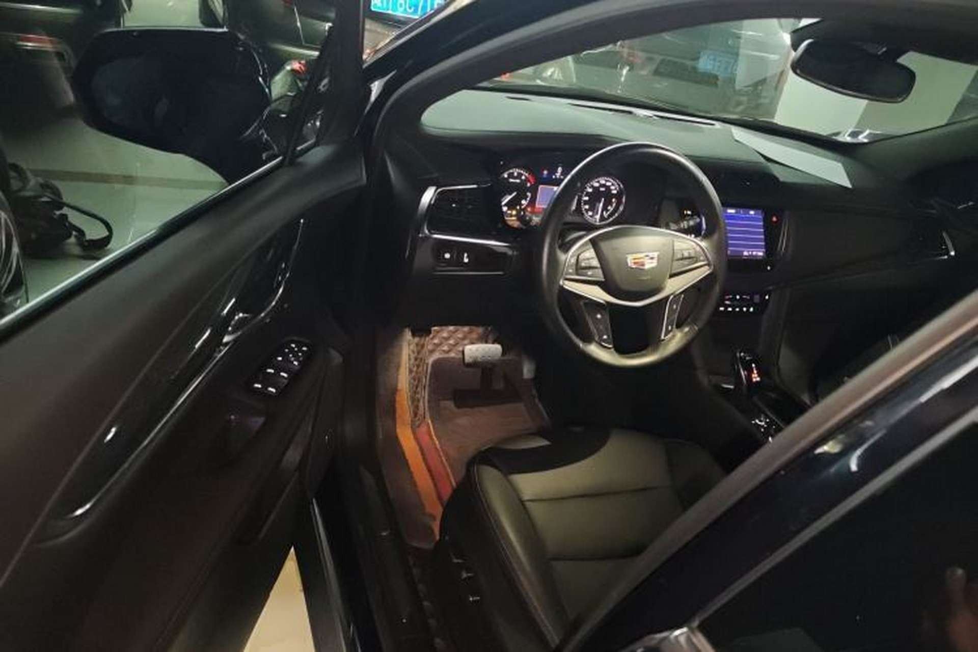 Used Cadillac XT5 2022 2.0T Two-Wheel Drive Luxury Version Driver Seat