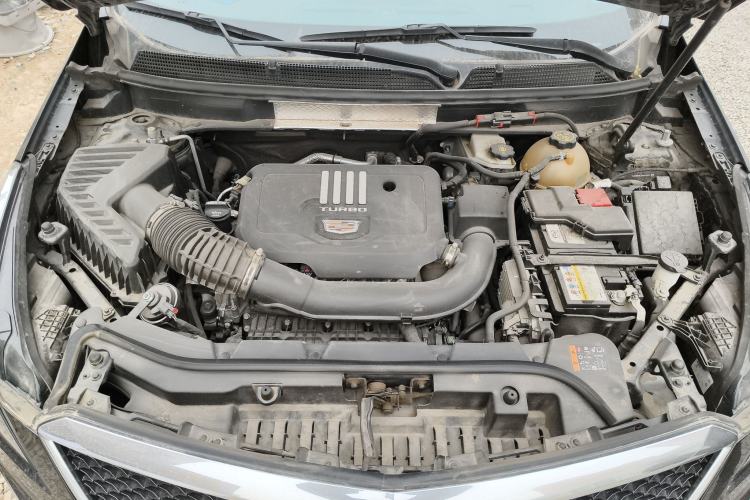 Used Cadillac XT5 2022 2.0T Four-Wheel Drive Premium Edition Engine Bay