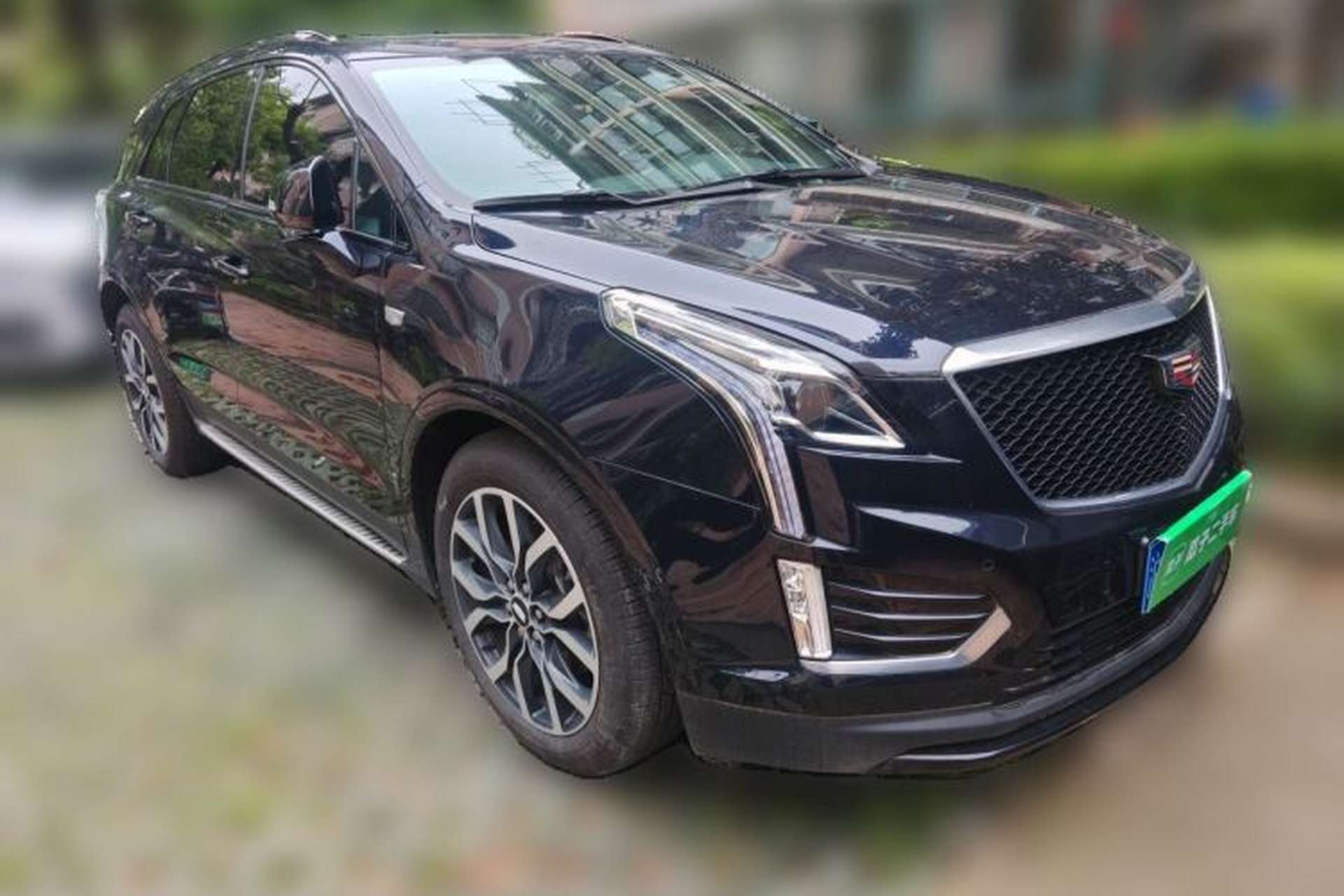 Used Cadillac XT5 2022 2.0T Four-Wheel Drive Luxury Version (Hummingbird Edition) Exterior 2