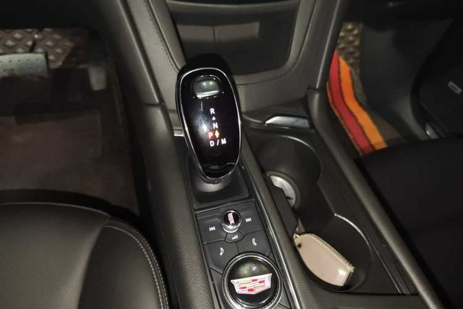 Used Cadillac XT5 2022 2.0T Two-Wheel Drive Luxury Version Gear Lever