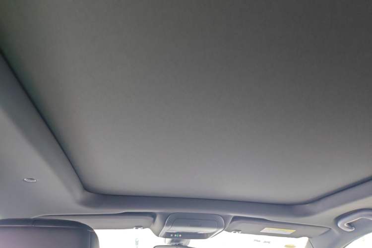 Used Cadillac XT5 2022 2.0T Four-Wheel Drive Luxury Version (Hummingbird Edition) Headliner