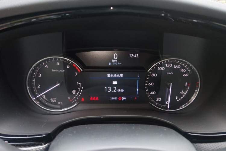 Used Cadillac XT5 2022 2.0T Four-Wheel Drive Luxury Version (Hummingbird Edition) Instrument Cluster