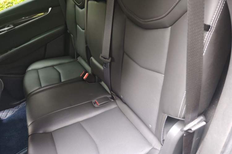 Used Cadillac XT5 2022 2.0T Four-Wheel Drive Luxury Version (Hummingbird Edition) Interior 4