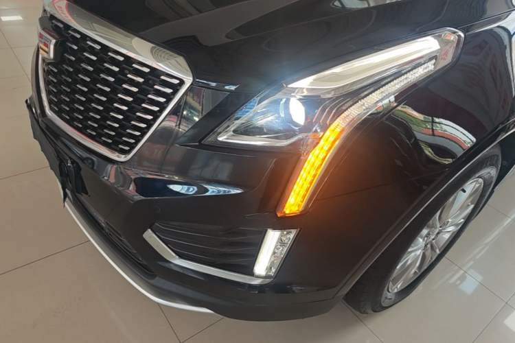 Used Cadillac XT5 2022 2.0T Two-Wheel Drive Luxury Version Left Front Headlight