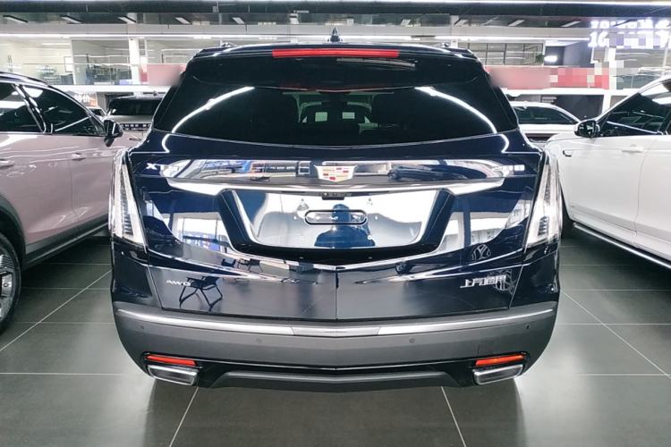Used Cadillac XT5 2022 2.0T Four-Wheel Drive Platinum Edition Rear