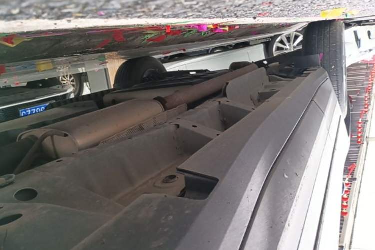 Used Cadillac XT5 2022 2.0T Two-Wheel Drive Luxury Version Right Side Sill