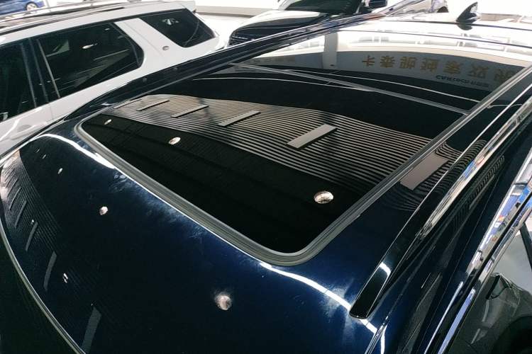 Used Cadillac XT5 2022 2.0T Four-Wheel Drive Platinum Edition Roof
