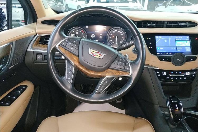 Used Cadillac XT5 2022 2.0T Four-Wheel Drive Platinum Edition Steering Wheel