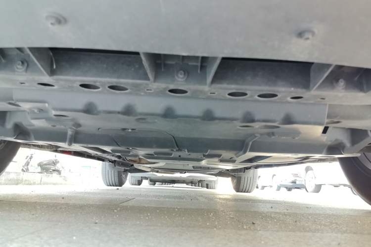 Used Cadillac XT5 2022 2.0T Two-Wheel Drive Luxury Version Chassis Front