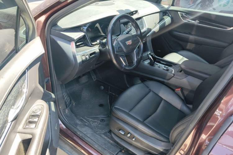 Used Cadillac XT5 2022 2.0T Two-Wheel Drive Luxury Version Driver Seat