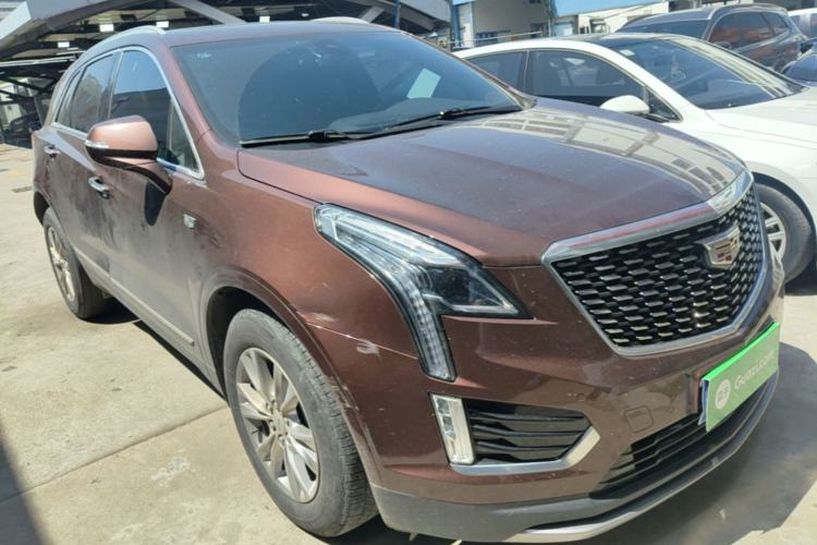 Used Cadillac XT5 2022 2.0T Two-Wheel Drive Luxury Version Front Right 45 Deg