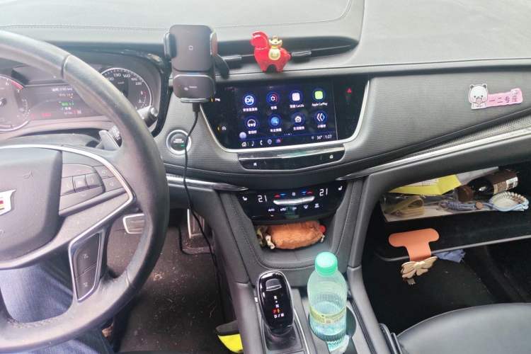 Used Cadillac XT5 2022 2.0T Four-Wheel Drive Luxury Version (Hummingbird Edition) Audio And AC Panel