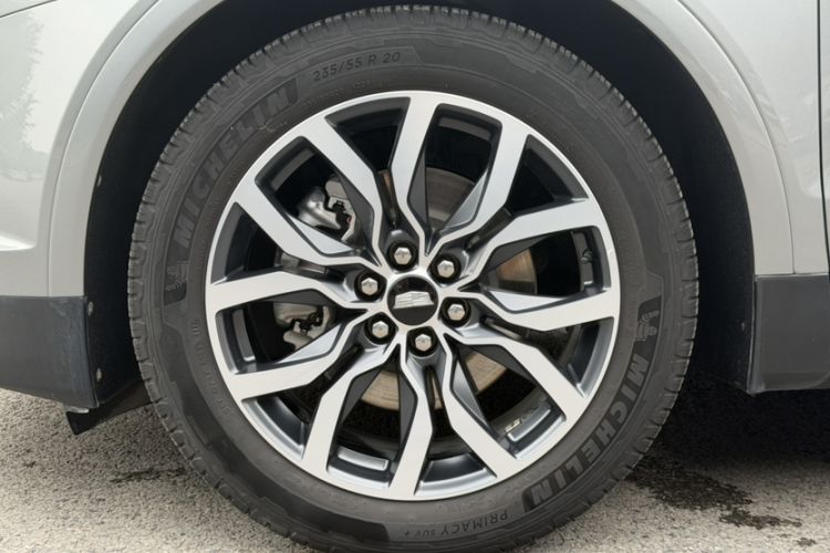 Used Cadillac XT5 2022 2.0T Four-Wheel Drive Luxury Version (Hummingbird Edition) Exterior 4
