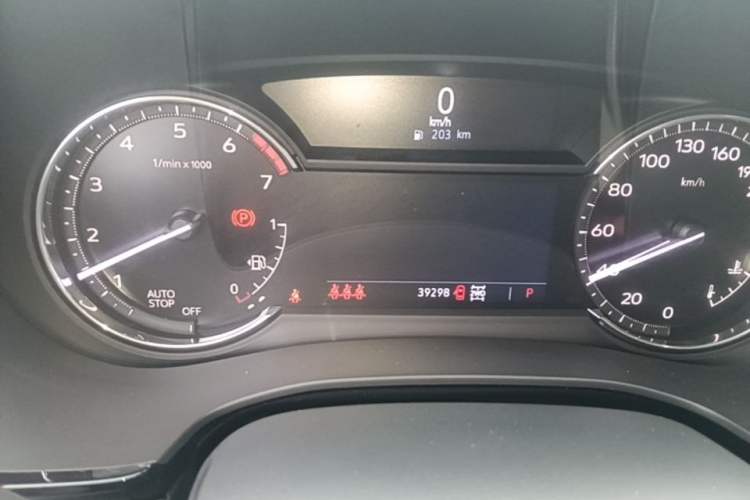Used Cadillac XT5 2022 2.0T Four-Wheel Drive Luxury Version (Hummingbird Edition) Instrument Cluster