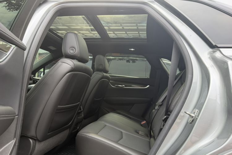 Used Cadillac XT5 2022 2.0T Four-Wheel Drive Luxury Version (Hummingbird Edition) Interior 10