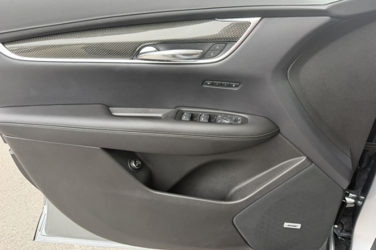 Used Cadillac XT5 2022 2.0T Four-Wheel Drive Luxury Version (Hummingbird Edition) Interior 6