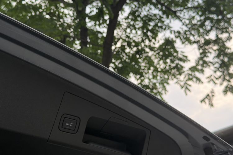Used Cadillac XT5 2022 2.0T Four-Wheel Drive Luxury Version (Hummingbird Edition) Interior 9
