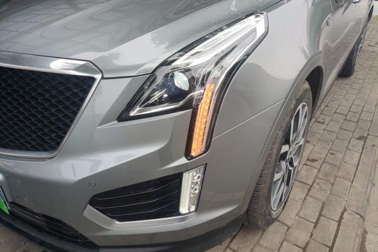Used Cadillac XT5 2022 2.0T Four-Wheel Drive Luxury Version (Hummingbird Edition) Left Front Headlight