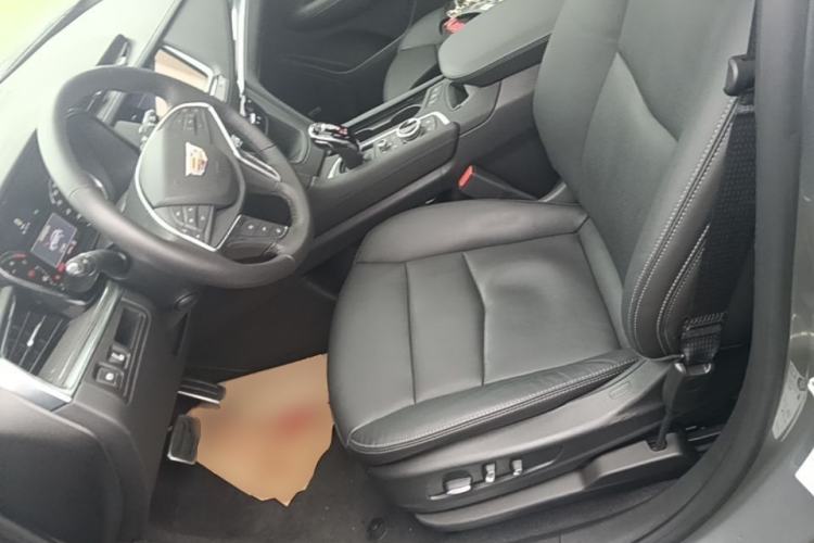Used Cadillac XT5 2022 2.0T Four-Wheel Drive Luxury Version (Hummingbird Edition) Left Front Seat